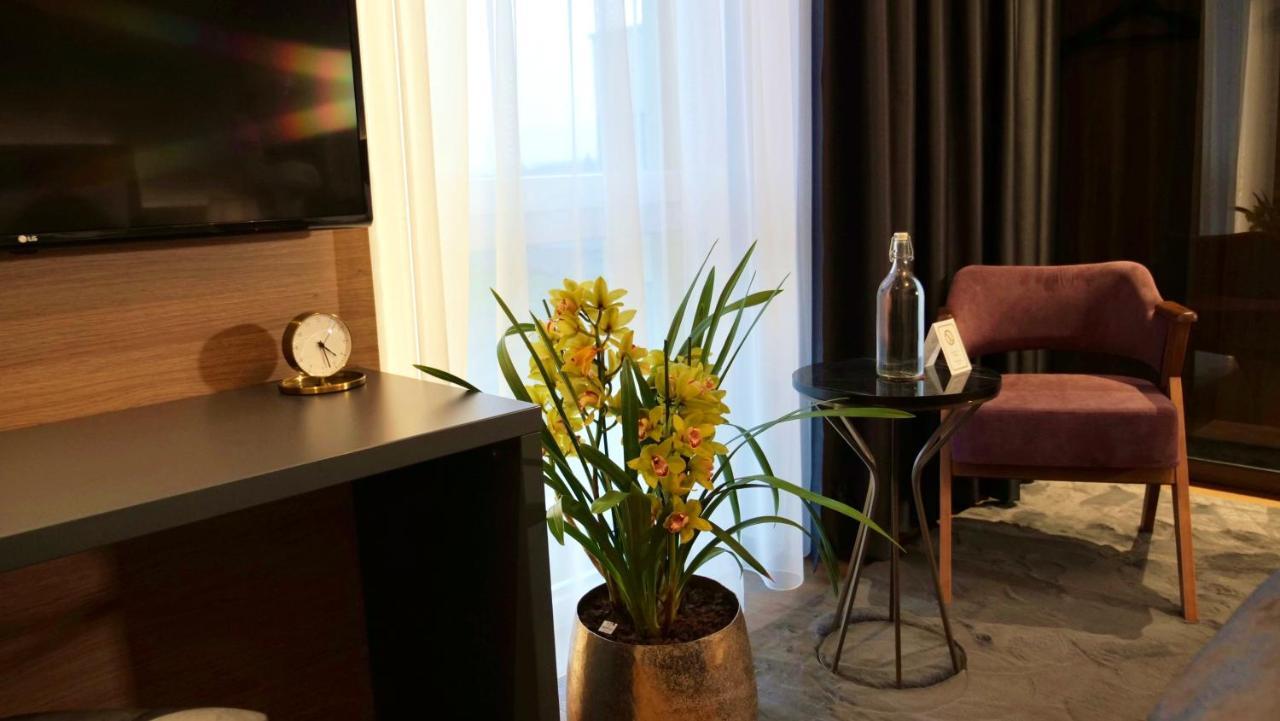 Design Hotel Winterrot Karlsruhe Bagian luar foto