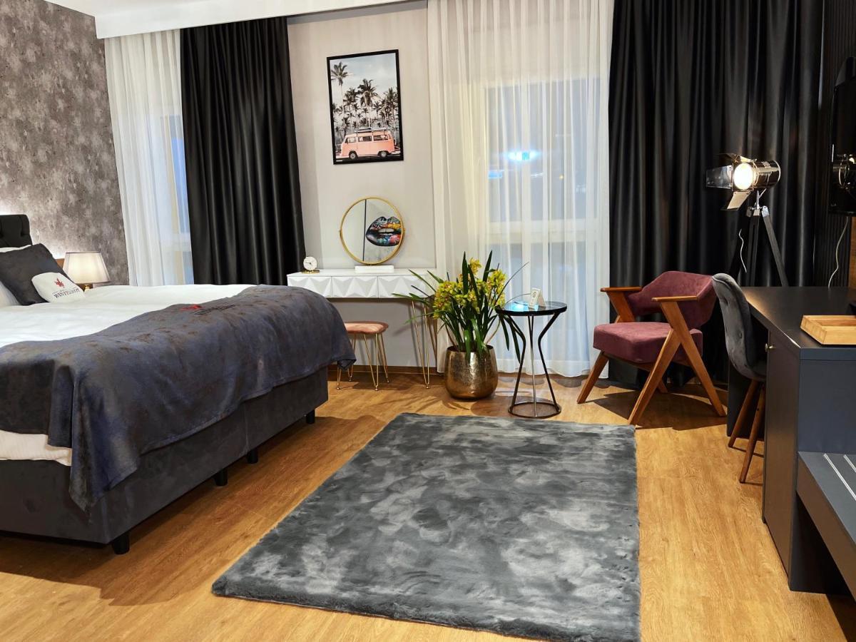 Design Hotel Winterrot Karlsruhe Bagian luar foto