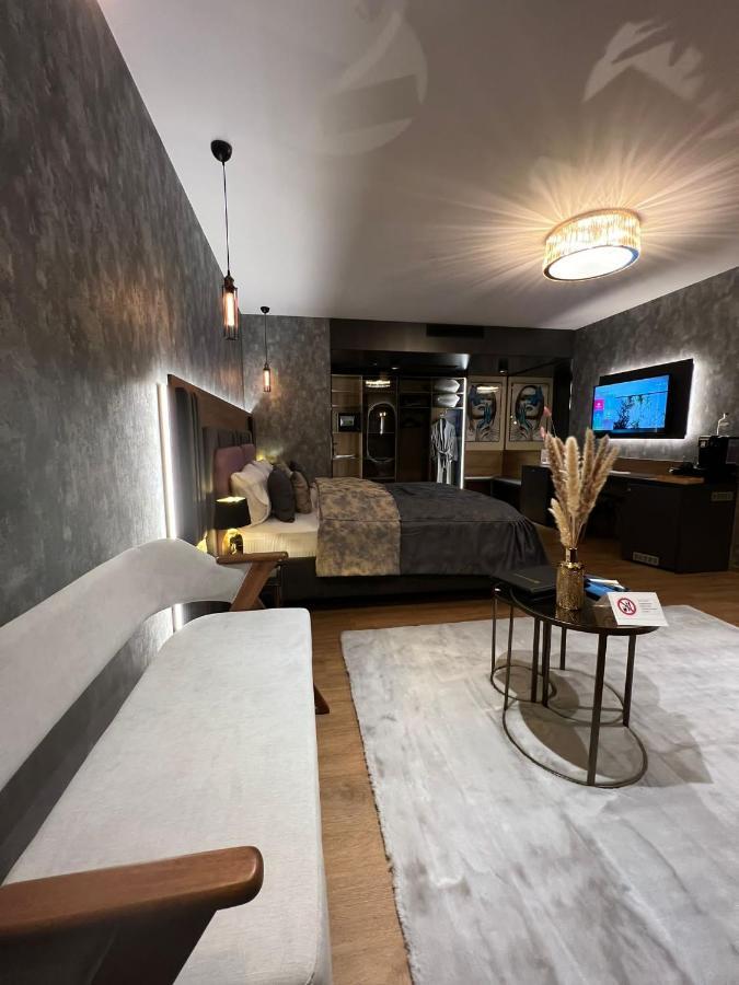 Design Hotel Winterrot Karlsruhe Bagian luar foto