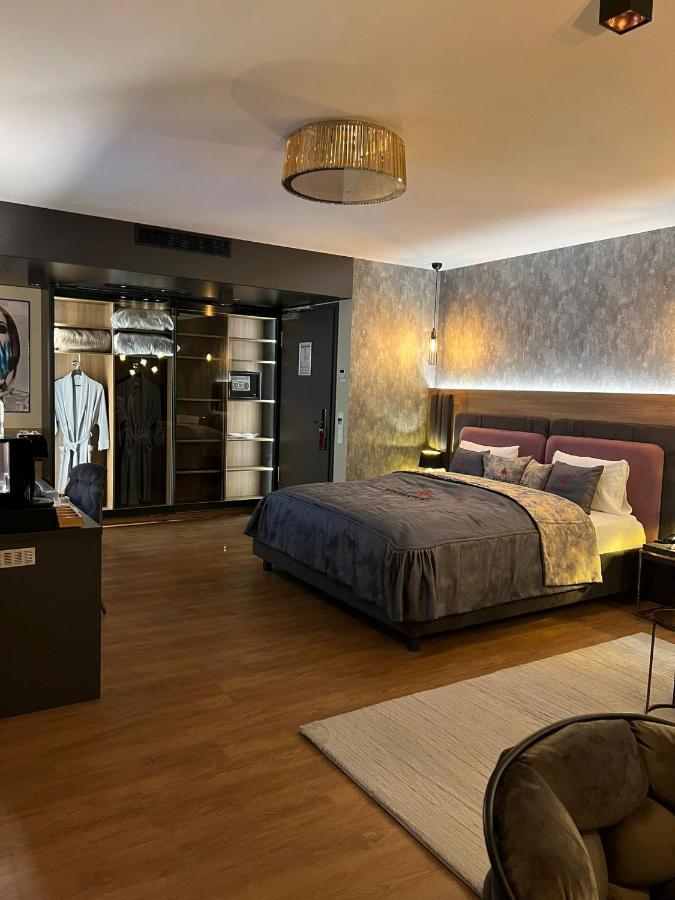 Design Hotel Winterrot Karlsruhe Bagian luar foto