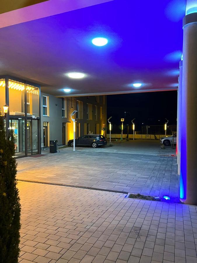 Design Hotel Winterrot Karlsruhe Bagian luar foto